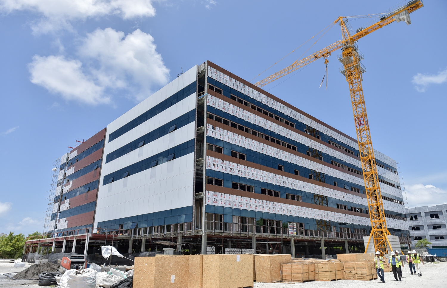 ޓްރީ ޓޮޕް ހޮސްޕިޓަލްގެ މަސައްކަތް ދައްކާލުން