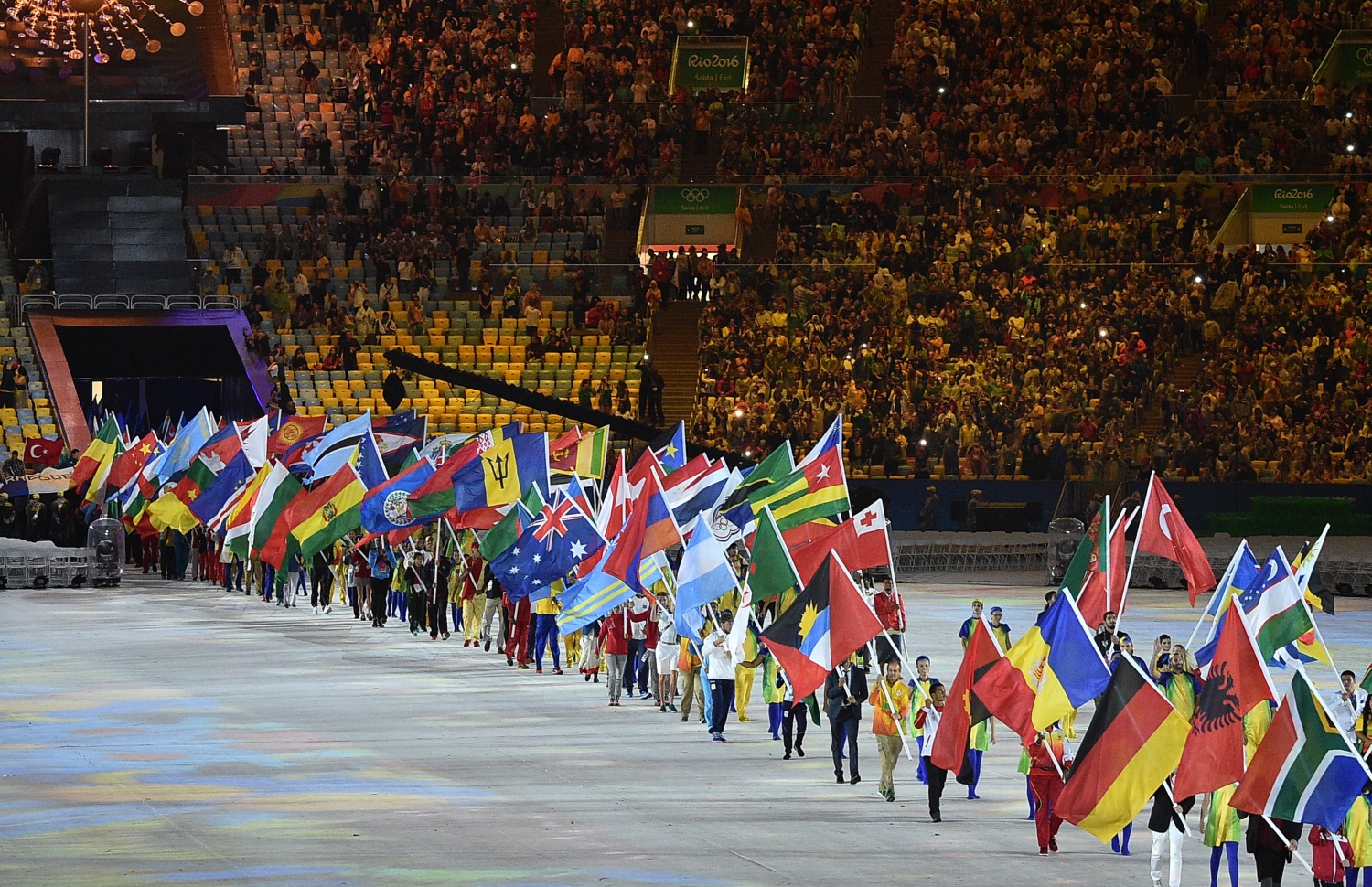 2016 ވަނަ އަހަރުގެ އޮލިމްޕިކްސްގެ ހުޅުވުމުގެ ރަސްމިއްޔާތުގެ ތެރެއިން. -- ފޮޓޯ: އޭއެފްޕީ