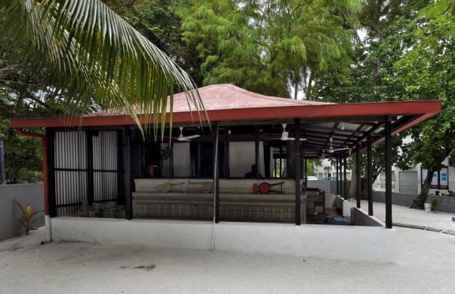 ކަޅުވަކަރު މިސްކިތް.