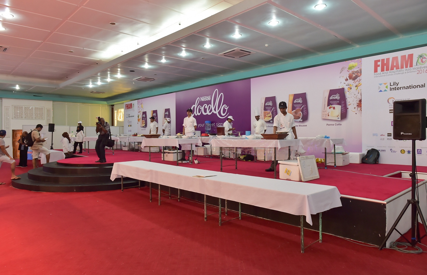 މާލެ: އޮގަސްޓް 22، 2016: ފުޑް އެންޑް ހޮސްޕިޓާލިޓީ އޭޝިއާ މޯލްޑިވްސް އިން ދަރުބާރުގޭގައި އޮގަސްޓް 22ން ފެށިގެން އޮގަސްޓް 24ށް ކުރިއަށް ގެންދާ އިންޓަނޭޝަނަލް ކަލިނަރީ ޖެލެންޖް އެގްޒިބިޝަންގެ ސްޓޯލެއް.-- ފޮޓޯ: މުހައްމަދު ޝަރުހާން/މިހާރު