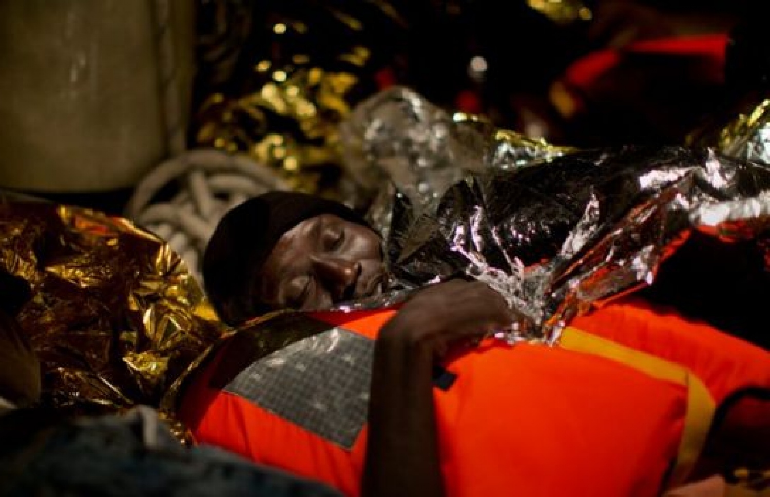 ސަލާމަތް ކުރި ގިނަ ރެފިއުޖީންނަކީ ސޯމާލިއާ އާއި އެރިތުރިއާ މީހުން. --ފޮޓޯ:އޭއެފްޕީ