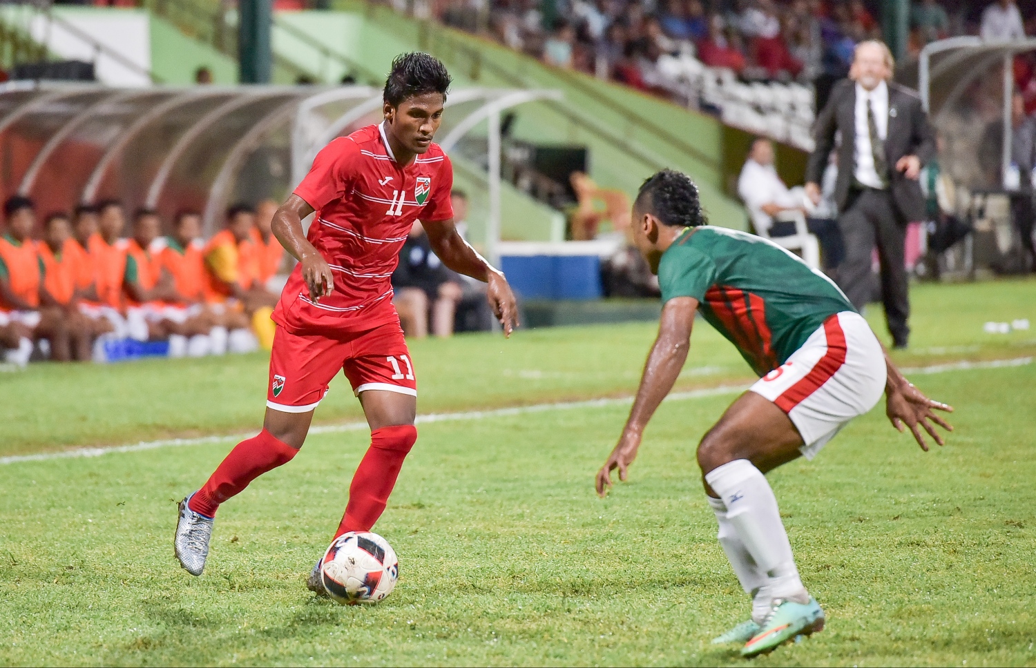 2016 ވަނަ އަހަރު ބަންގްލަދޭޝްއާ ދެކޮޅަށް ކުޅުނު މެޗުގެ ތެރެއިން ދާދު (ވ). -- ފޮޓޯ: ނިޝާން އަލީ/ މިހާރު