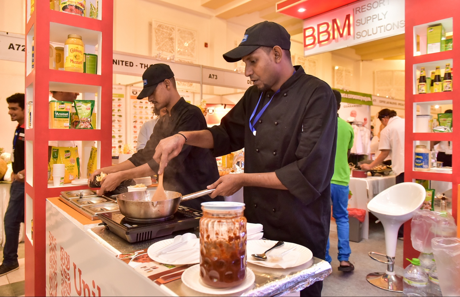 ބީބީއެމް ސްޓޯލްގެ ބައެއް: ޒިޔާރަތްކުރި މީހުންނަށް ތަފާތު ރަހަތައް ތަޖުރިބާކުރެވުނު .-- ފޮޓޯ: ނިޝާން އަލީ/މިހާރު