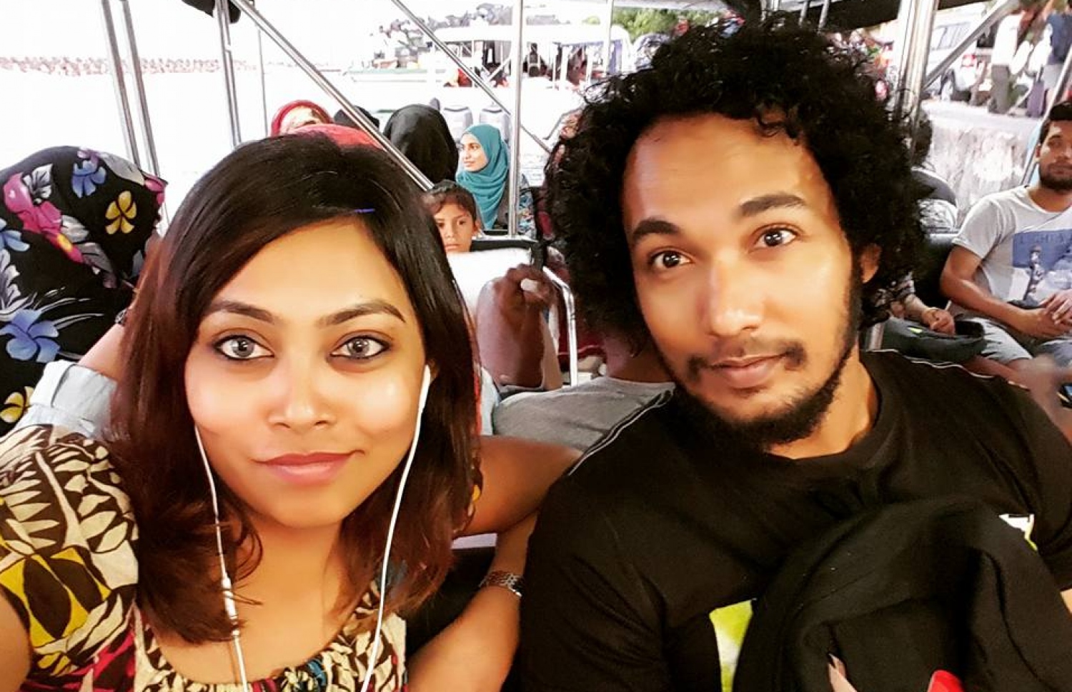 ރިޝްމީ އާއި އަޒޭ: އީދުގައި ގަމުގައި ޕަފޯމް ކުރާނެ.