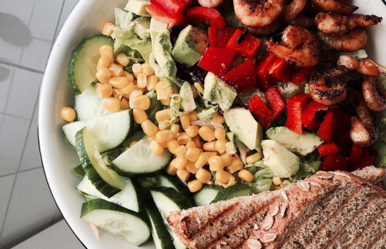 މޮޑެލް ޖެއްސީ ބްލޫމިންޑަލްގެ އިންސްޓަގްރާމުން