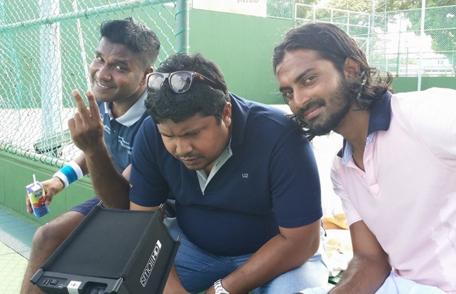 ޗިއްޕެ (މ) ފިލްމެއްގެ ޝޫޓިންގައި.