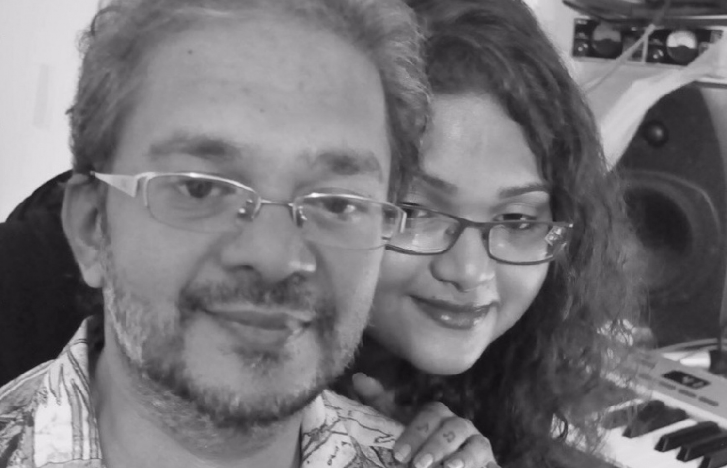 ނާޝިދުއާ އެކު ދަރިފުޅު ނިޝް.