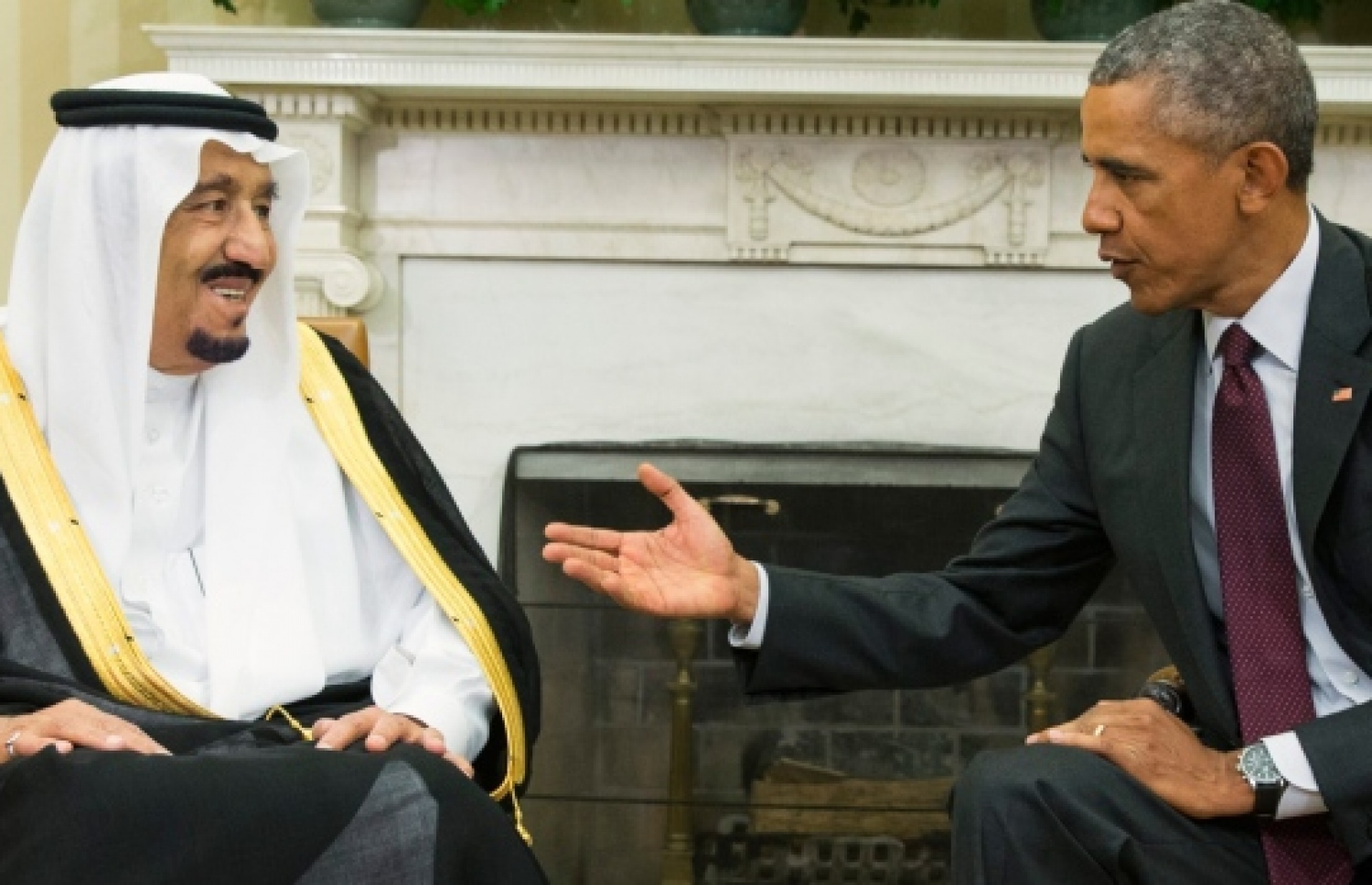 އެމެރިކާގެ ރައީސް އޮބާމާ އާއި ސައުދީ ރަސްގެފާން ސަލްމާން: ސައުދީ އަށް ދައުވާ ކުރެވޭ ބިލް އޮބާމާ ވީޓޯ ކުރައްވާފައި ވަނިކޮށް ކޮންގްރެސް އިން ވަނީ ގާނޫނަކަށް ހަދާފައި.