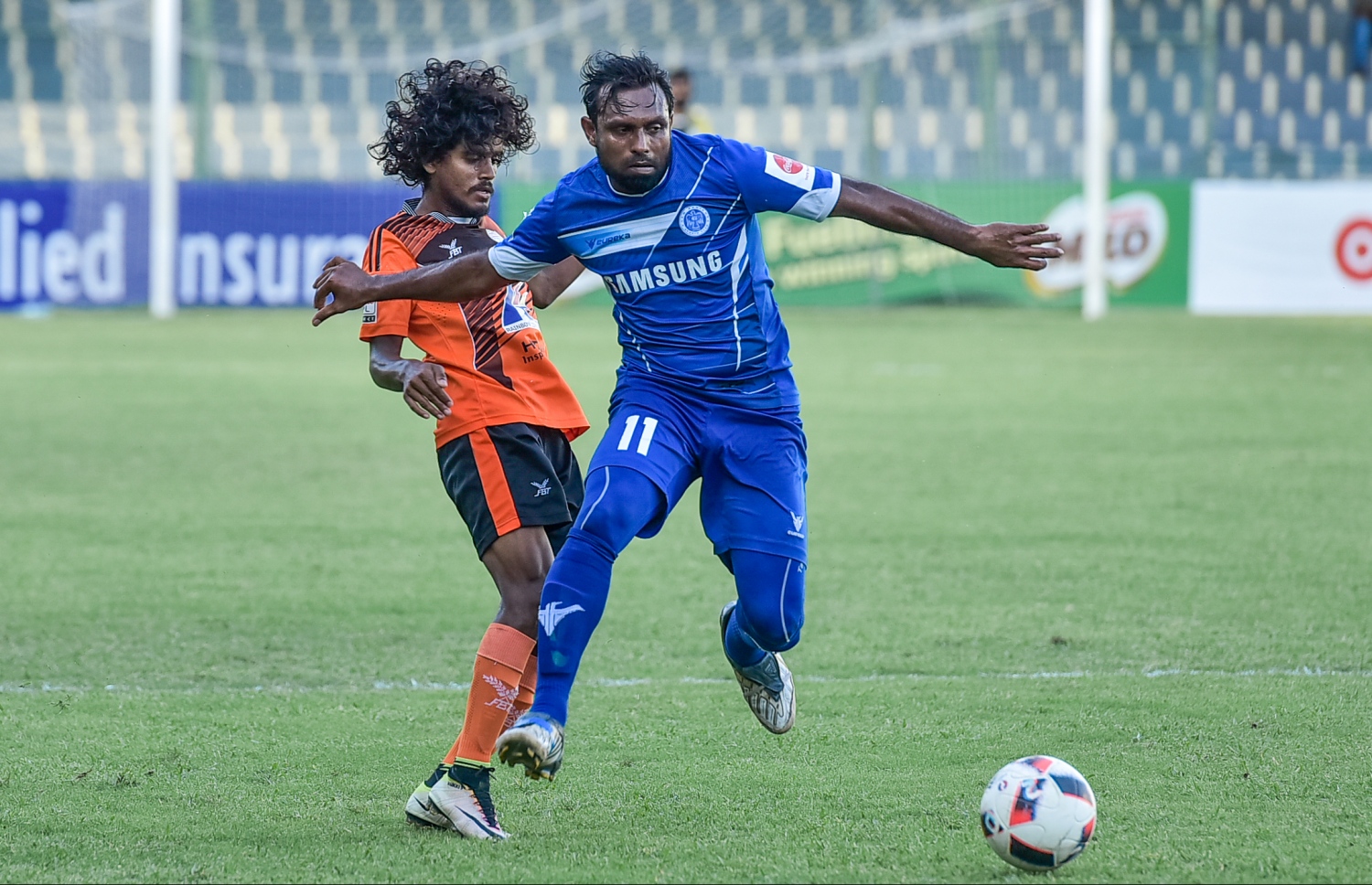 މުއްކި (ވ) މިދިޔަ އަހަރު ނިއުއާ ދެކޮޅަށް ކުޅެނީ. --ފޮޓޯ: ނިޝާން އަލީ/ މިހާރު