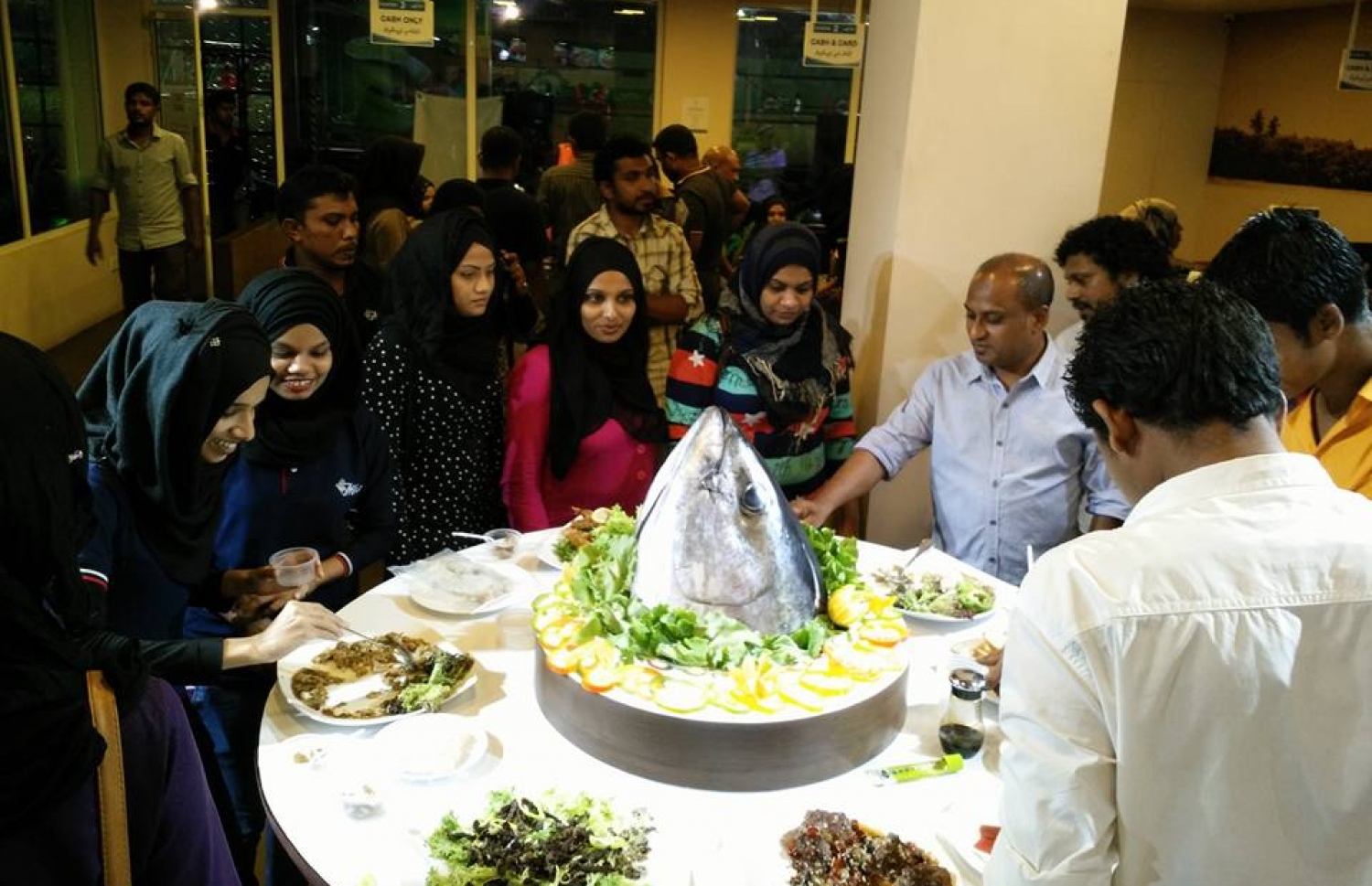 މިފްކޯގެ އުފެއްދުމެއް އާންމުންނަށް ދައްކާލަނީ -- ފޮޓޯ: މިފްކޯ ފޭސްބުކް ޕޭޖް