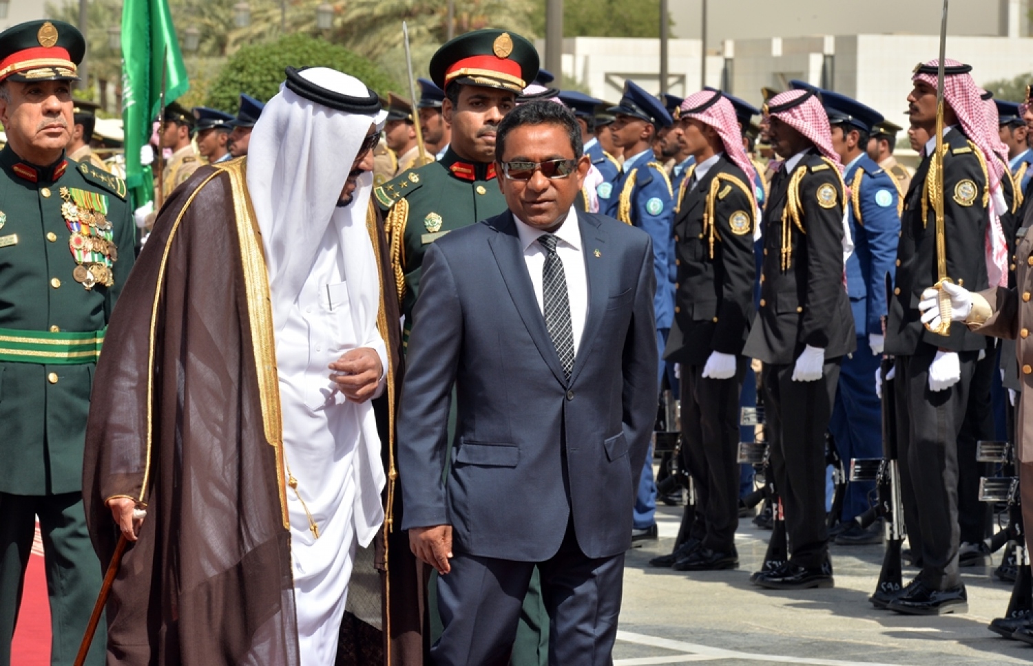 ރައީސް ޔާމީނަށް ސައުދީ ރަސްގެފާނު ސަލްމާން މިއަދު ރަސްމީކޮށް މަރުހަބާ ދަންނަވަނީ. --ފޮޓޯ: ރައީސް އޮފީސް