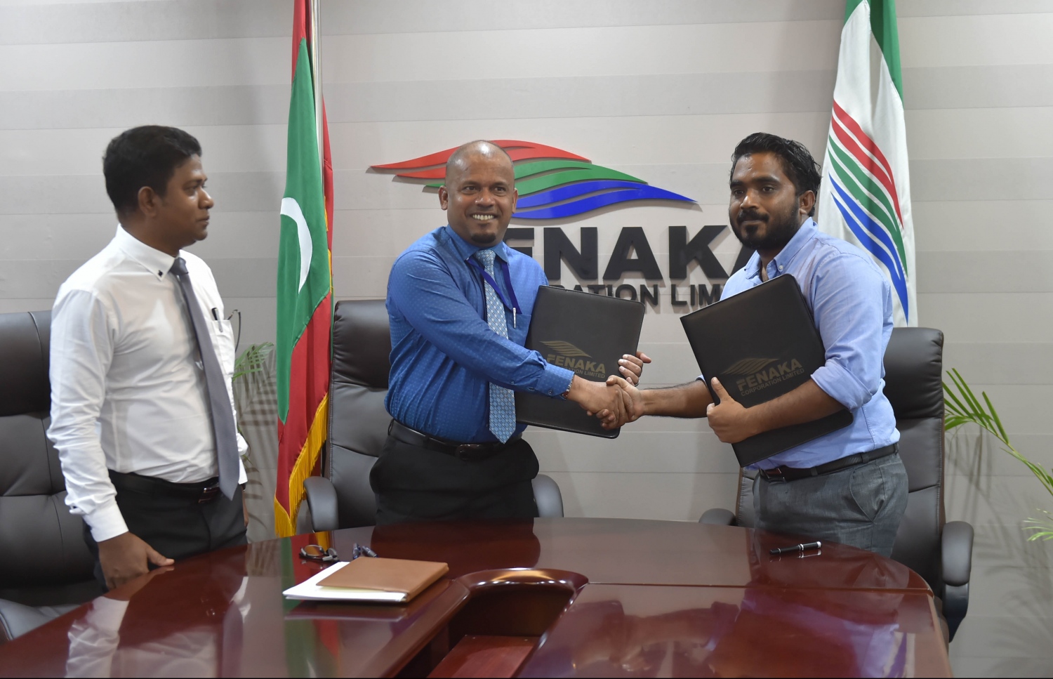 ނިމާލްގެ ފަހުން ފެނަކަ ކުންފުންޏާ ހަވާލުވި އަހްމަދު ޝަރީފް.