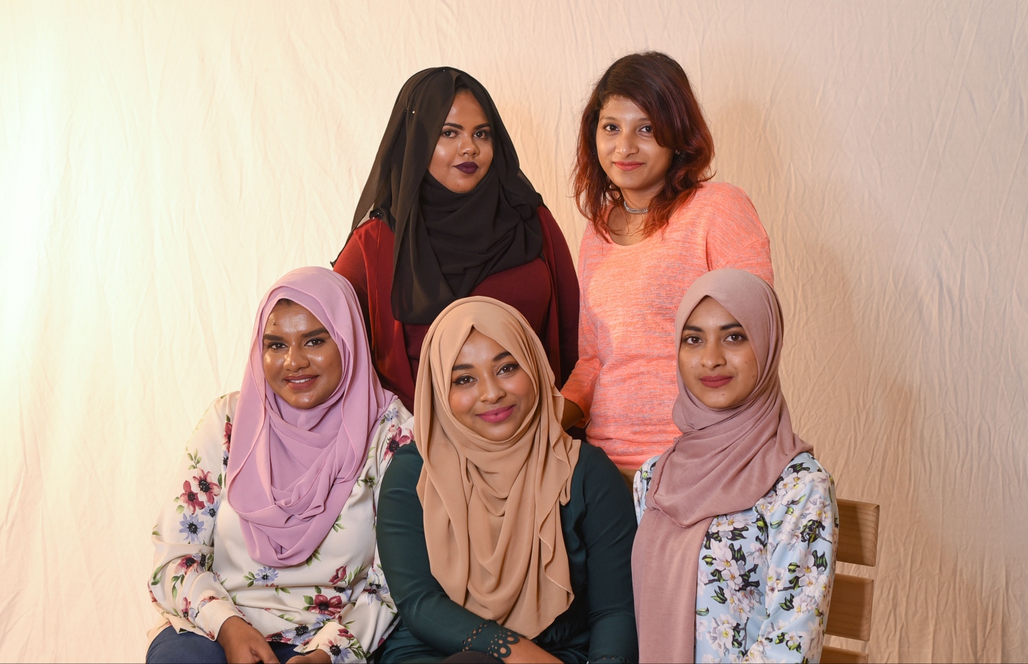 މޭކަޕާއި ބެހޭގޮތުން އަންހެނުންގެ ހިޔާލު