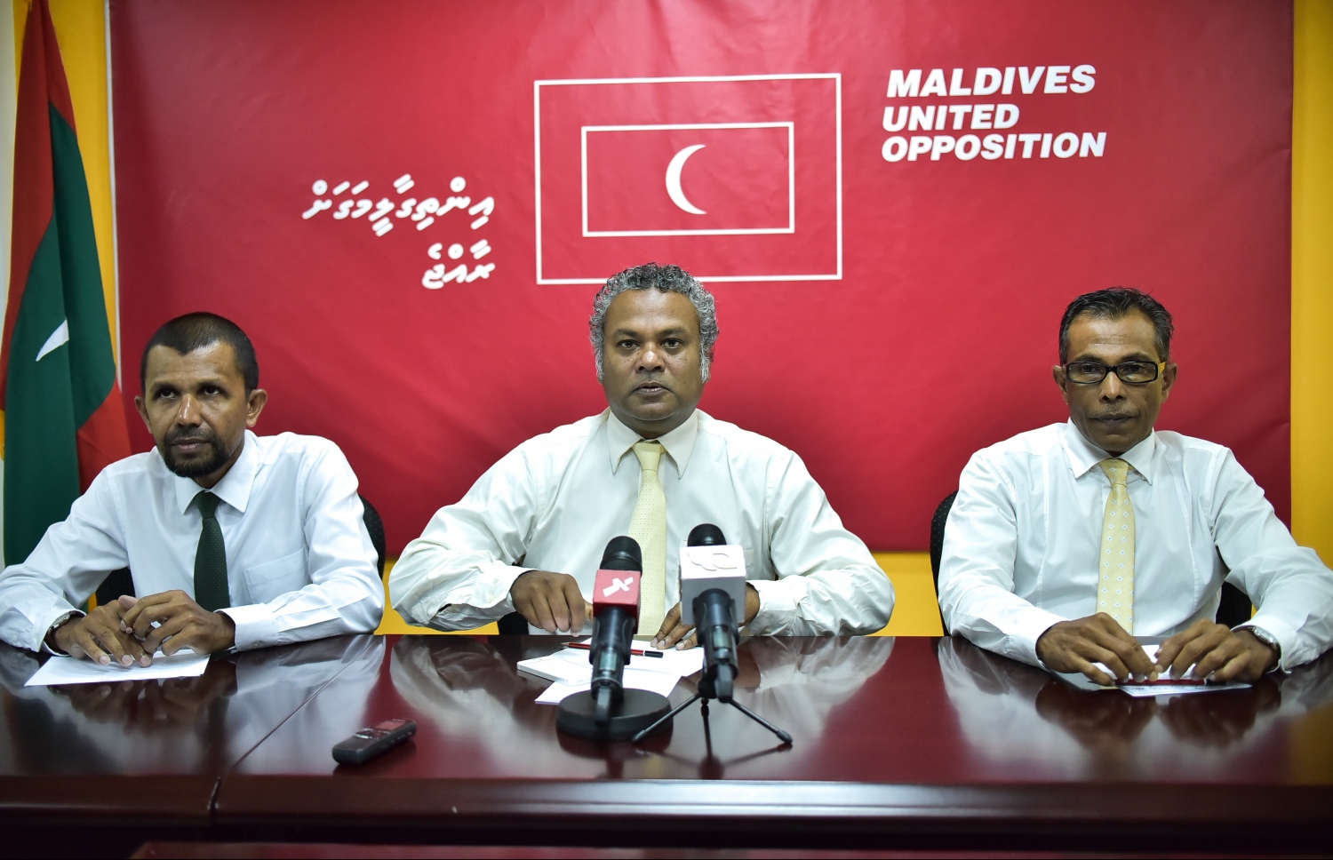 އެމްޑީޕީ އޮފީހުގައި މިއަދު ބޭއްވި ނޫސްވެރިންގެ ބައްދަލުވުން. - ފޮޓޯ: ނިޝާން އަލީ/ މިހާރު