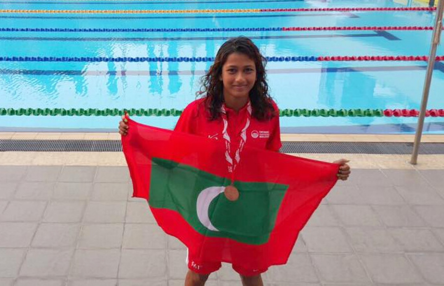 2016 ވަނަ އަހަރު ސައުތު އޭޝިއަން އެކުއަޓިކް ޗެމްޕިއަންޝިޕުގެ 50 މީޓަރު ބްރެސްޓްސްޓްރޯކް އިވެންޓުގައި ސާޖިނާ މެޑަލް ހޯދުމަށް ފަހު ރާއްޖޭގެ ދިދަ ހިފައިގެން.-- ފައިލް ފޮޓޯ: ސްވިމިން އެސޯސިއޭޝަން