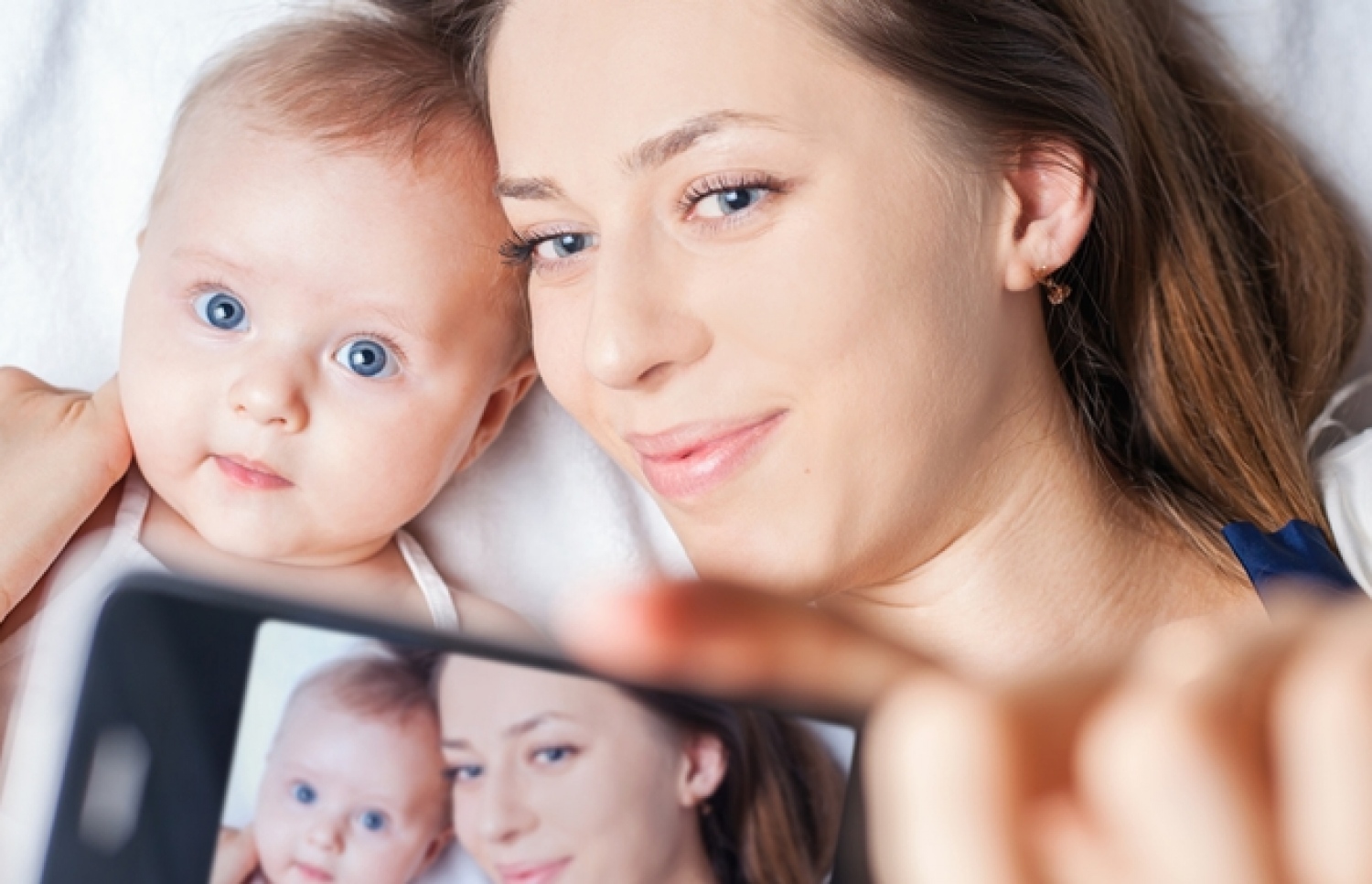 މާ ކުޑަކުދިންނަށް ސްމާޓް ފޯނު ދިނުން އެއްގޮތަކަށް ވެސް ރަނގަޅުނޫން ކަމަށް ތަޖުރިބާކާރުން ބުނޭ