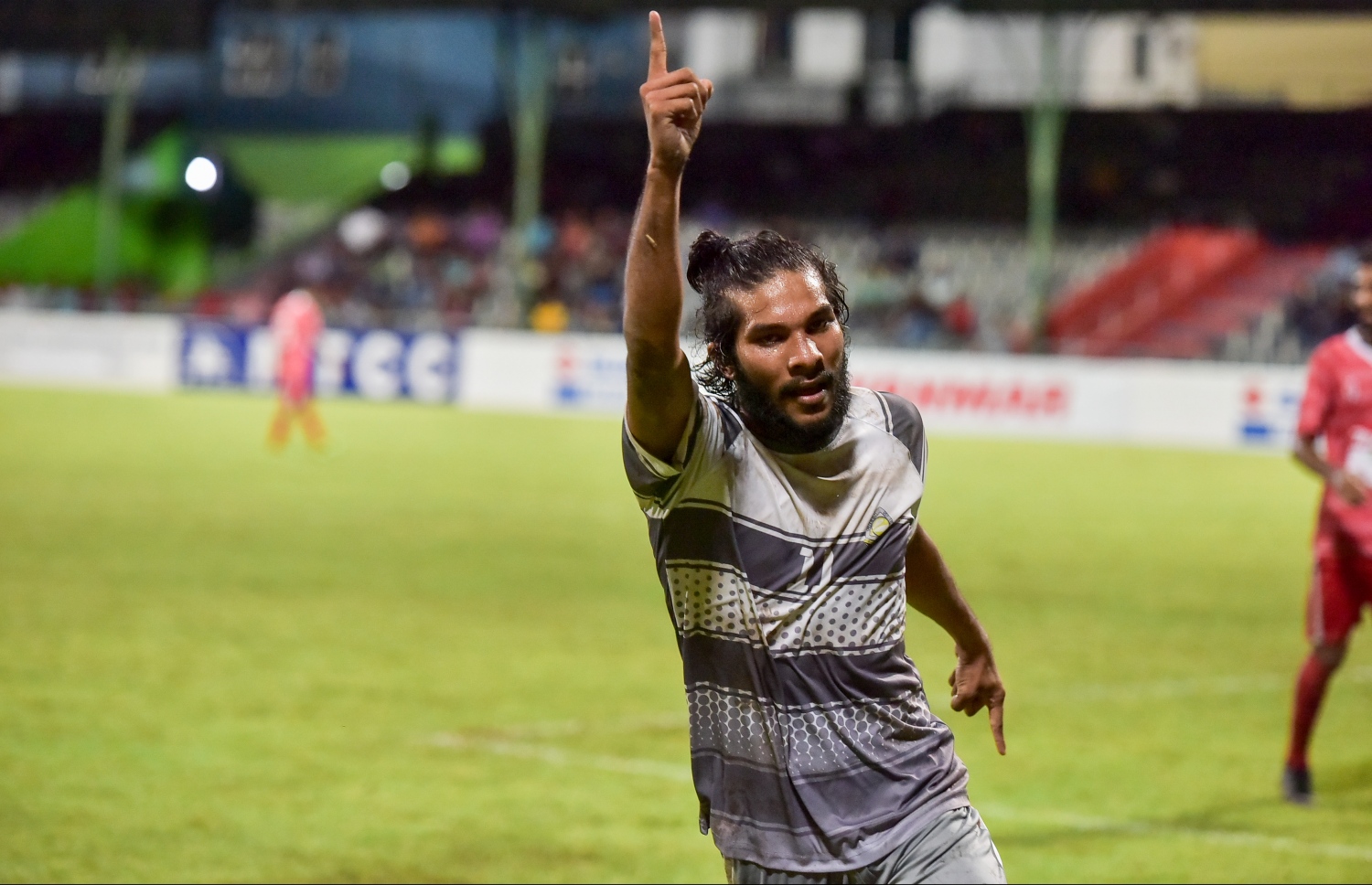 ގްރީން ސްޓްރީޓްގެ ރިޒުހާން ލަނޑު ޖެހުމަށް ފަހު އުފާފާޅުކުރަނީ.-- ފޮޓޯ: ނިޝާން އަލީ/ މިހާރު