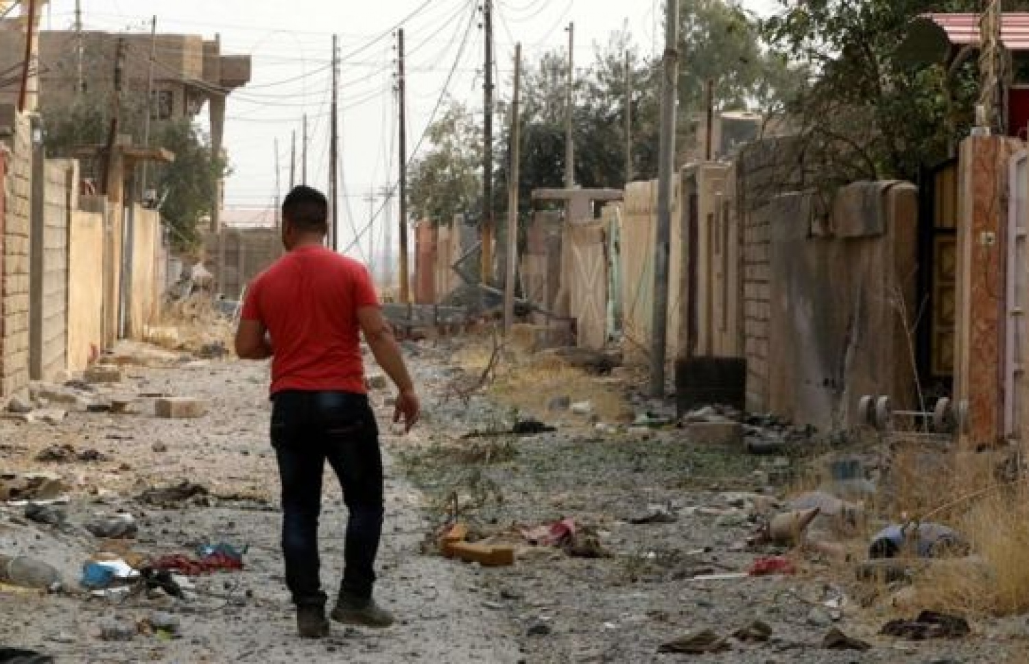 މޫސަލްއާ ކައިރީގައިވާ އަވަށްތައް އިރާގު ސިފައިން ދަނީ ހިފަމުން. --ފޮޓޯ:އޭއެފްޕީ