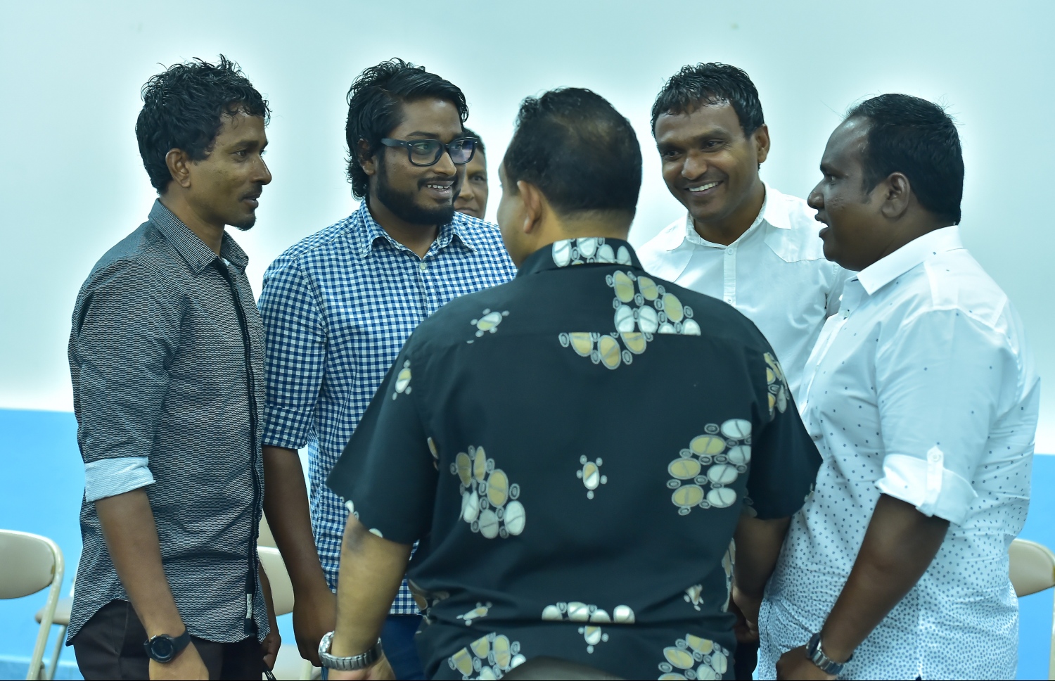 ބައްސާމް ޓީމުން މިދިޔަ ބުރާސްފަތި ދުވަހު ބޭއްވި ނޫސްވެރިންގެ ބައްދަލުވުމުގެ ތެރެއިން.-- ފޮޓޯ: ނިޝާން އަލީ/ މިހާރު