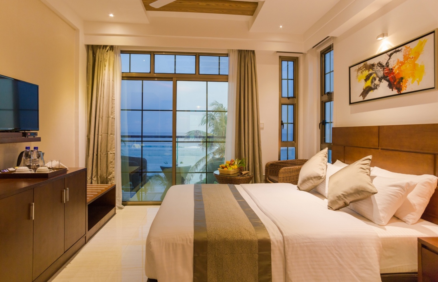 އޯޝަން ގްރޭންޑުގެ ކޮޓަރިއެއް: މި ތަނުގައި ހަތަރު ވައްތަރެއްގެ ކޮޓަރި ހުރޭ.-- ފޮޓޯ: އޯޝަން ގްރޭންޑް