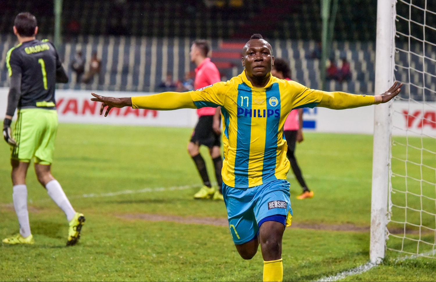 ލަނޑު ޖެހުމަށް ފަހު ވެލެންސިއާގެ ކަކާ އުފާފާޅުކުރަނީ.-- ފޮޓޯ: ނިޝާން އަލީ/ މިހާރު