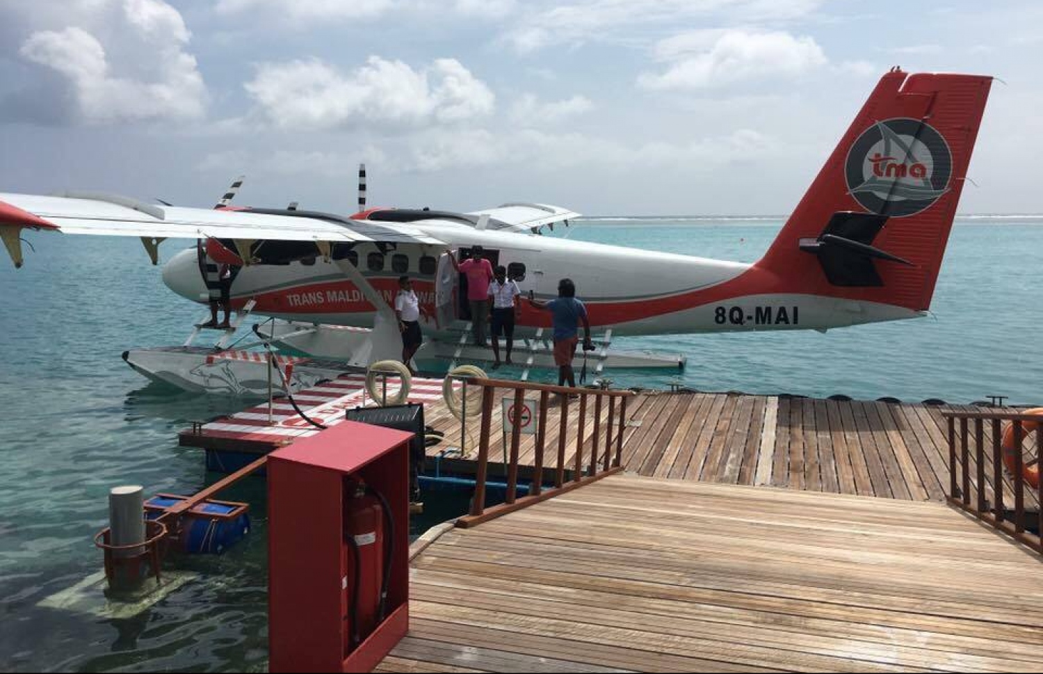 ގަމުގެ ސީ ޕްލޭން ބޭސްގައި މަޑުކޮށްފައި އޮތް ސީޕްލޭނެއް: ޓީއެމްއޭ އިން މިހާރު ވަނީ ގަމާއި ހުވަދުއާ ދެމެދު ދަތުރުތައް ފަށާފައި. ފޮޓޯ: ޓީއެމްއޭ