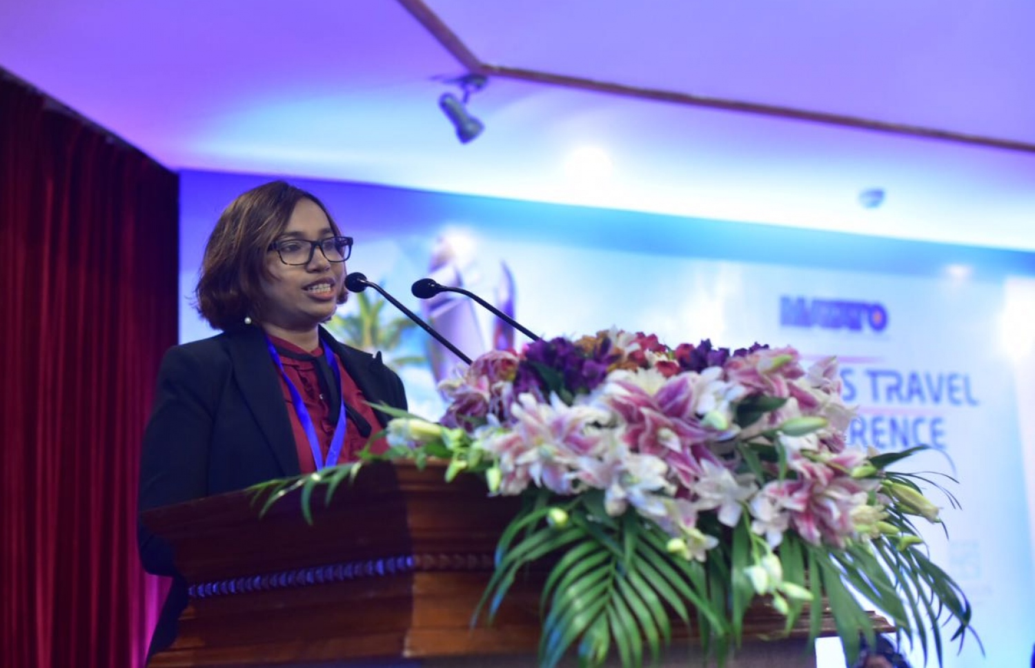 މިއަދު ކުރިއަށްދާ ޓެރެވަލް ކޮންފަރެންސްގައި ބައިވެރިޔަކު ވާހަކަ ދައްކަވަނީ.-- ފޮޓޯ: ހުސެއިން ޝަޔާހު/ މިހާރު