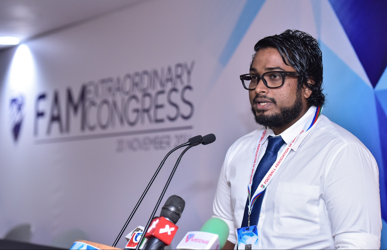 އެފްއޭއެމްގެ ރައީސް ކަމަށް އިންތިހާބުވި ބައްސާމް ވާހަކަ ދައްކަވަނީ.-- ފޮޓޯ: ނިޝާން އަލީ/ މިހާރު