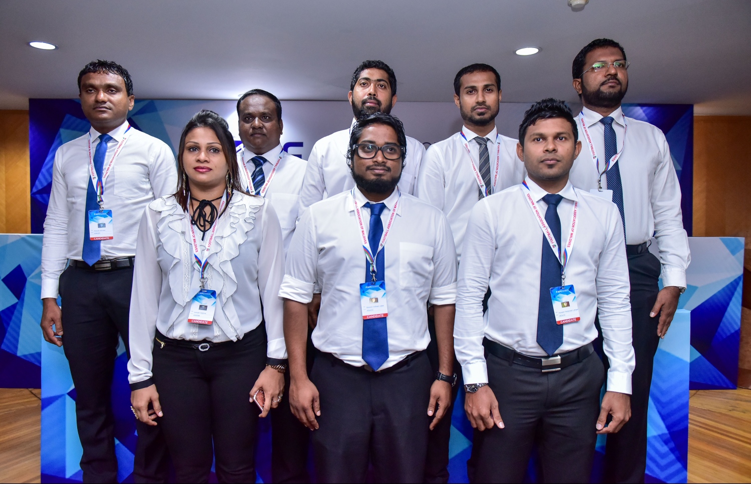 މިއަދު އިންތިހާބުވި އެފްއޭއެމްގެ އާ ރައީސް ބައްސާމް އާއި އޭނާގެ އެކްސްކޯ މެންބަރުން.-- ފޮޓޯ: ނިޝާން އަލީ/ މިހާރު