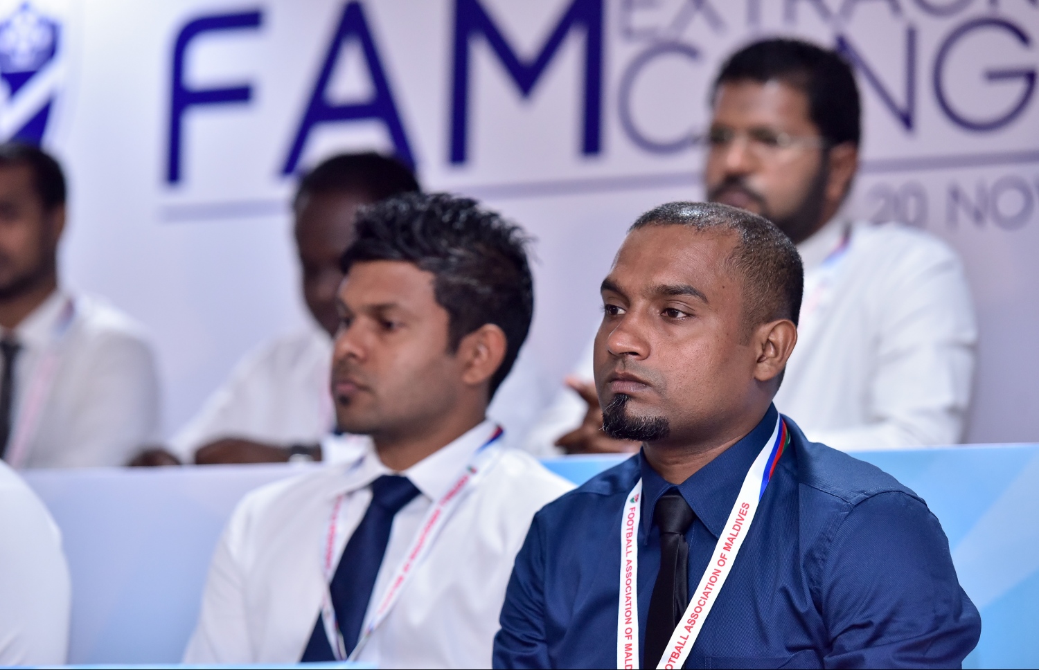 މާލެ: ނޮވެމްބަރު 20، 2016- އެފްއޭއެމްގެ އިންތިހާބީ ކޮންގްރެސްގައި އެތަނުގެ ޖެނެރަލް ސެކްރެޓަރީއަކަށް ހަމަޖެއްސި ހުސެއިން ޖަވާޒް (ކ) ބައިވެރިވެވަޑައިގަންނަވަނީ: އެންމެ ފަހުން ވެސް އެ މަގާމު ފުރުއްވީ ޖަވާޒް.---ފޮޓޯ: ނިޝާން އަލީ/މިހާރު