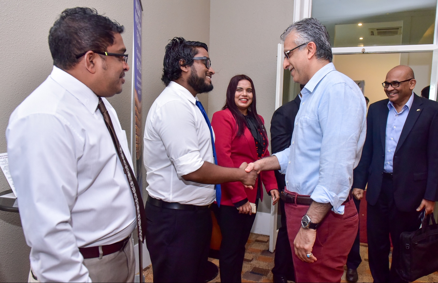 ޝެއިޚް ސަލްމާން މިއަދު އެފްއޭއެމްގެ އާ ރައީސް ބައްސާމްއާ ސަލާމްކުރައްވަނީ. --ފޮޓޯ: ނިޝާން އަލީ/ މިހާރު