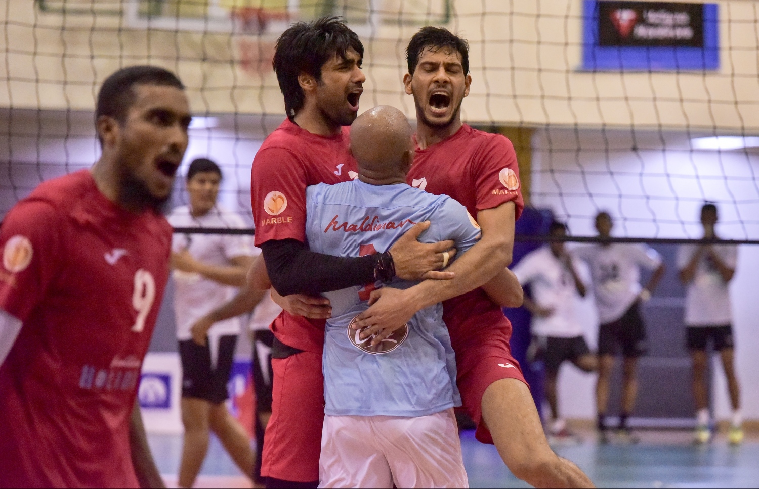 މޯލްޑިވިއަންގެ ކުޅުންތެރިން މެޗަށް ފަހު އުފާފާޅުކުރަނީ. --ފޮޓޯ: ނިޝާން އަލީ/ މިހާރު