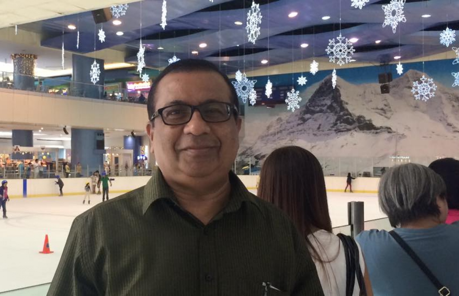 އިލެކްޝަންސް ކޮމިޝަނުގެ ކުރީގެ ރައީސް ފުއާދު ތައުފީގް: މިހާރުގެ އިލެކްޝަންސް ކޮމިޝަނުން ދެފުށް ފެންނަ ގޮތަށް ކަންކަން ނުކުރާކަން ފާހަގަކުރެއްވި.---ފޮޓޯ:ފޭސްބުކް