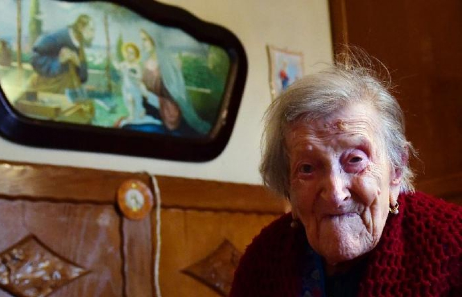 އެމާގެ ވަރަށް ގިނަ ހިއްސުތަކުގެ ބާރުވެސް މިހާރު ދަނީ ކެނޑެމުން