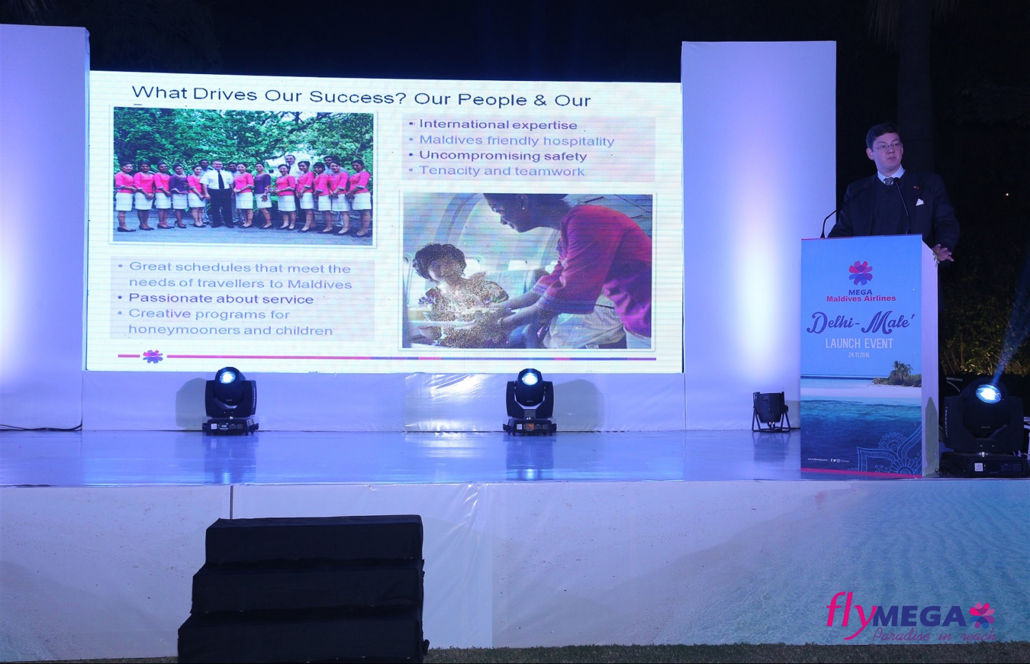 ނިއު ދިއްލީ، އިންޑިއާ: ނޮވެމްބަރު 24، 2016- ރާއްޖޭގެ މެގަ މޯލްޑިވްސް އިން އިންޑިއާ އަށް ދަތުރުތައް ފެށުން ފާހަގަކުރުމަށް ނިއު ދިއްލީގައި ބޭއްވި ހަފުލާގެ ތެރެއިން.-- ފޮޓޯ: މެގަ މޯލްޑިވްސް