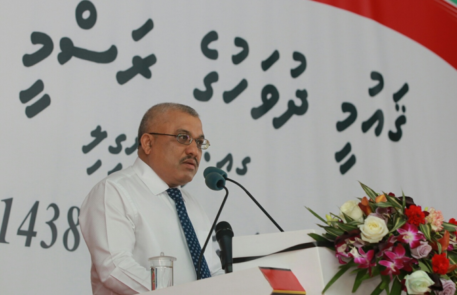 ގއ. ވިލިނގިލި: ނޮވެމްބަރު 30، 2016- ގައުމީ ދުވަސް ފާހަގަކުރުމުގެ ރަސްމީ ޖަލްސާގައި ނައިބު ރައީސް ޖިހާދު ވާހަކަފުޅު ދައްކަވަނީ.---ފޮޓޯ: ރައީސް އޮފީސް