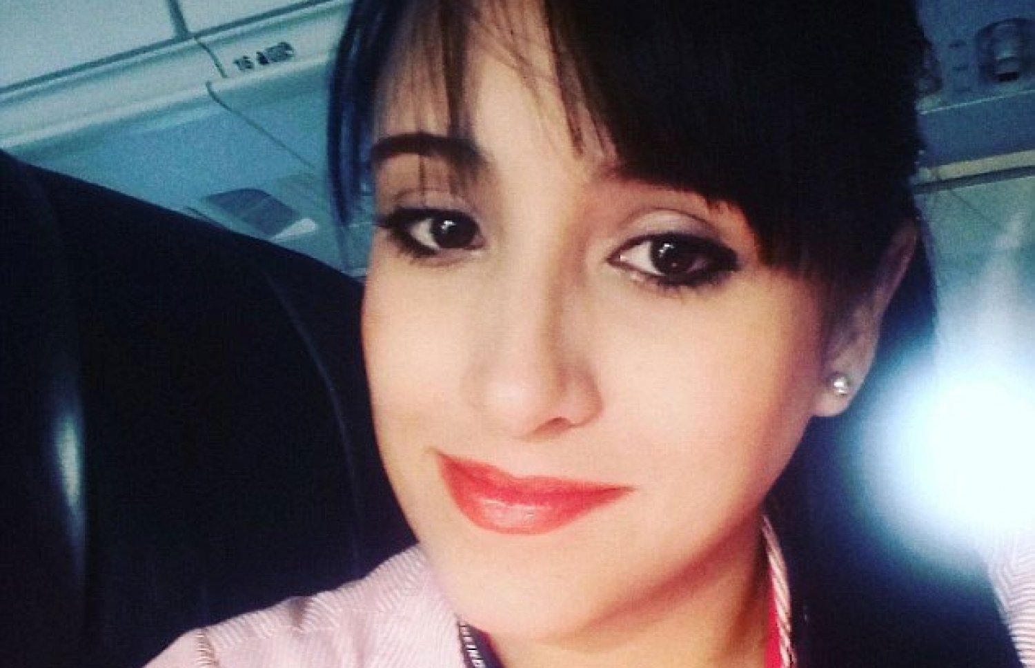 ސަލާމަތްވި ފްލައިޓް އެޓެންޑެންޓެއް ކަމަށްވާ ޒިމެނާ ސުއަރޭޒް