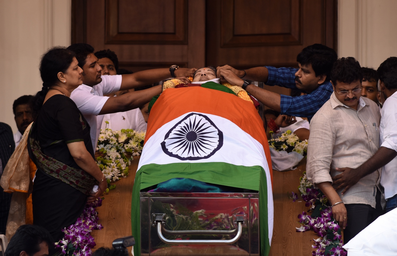 ޖަޔަލަލިތާ އަވަހާރަވުން