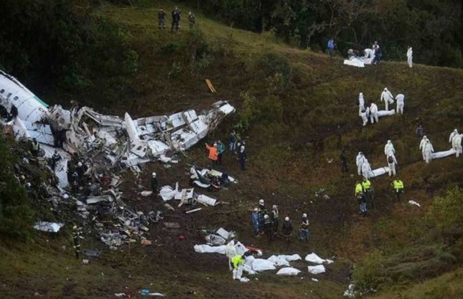 ބޯޓު ވެއްޓުމުން ސަލާމަތްވި ނޫސްވެރިޔާ ބުނީ ބޯޓަށް ކަމެއް ދިމާވެގެން އުޅޭކަން އެއްވެސް މީހަކު އަންގައިފައި ނުވާ ކަމަށް. --ފޮޓޯ:އޭއެފްޕީ