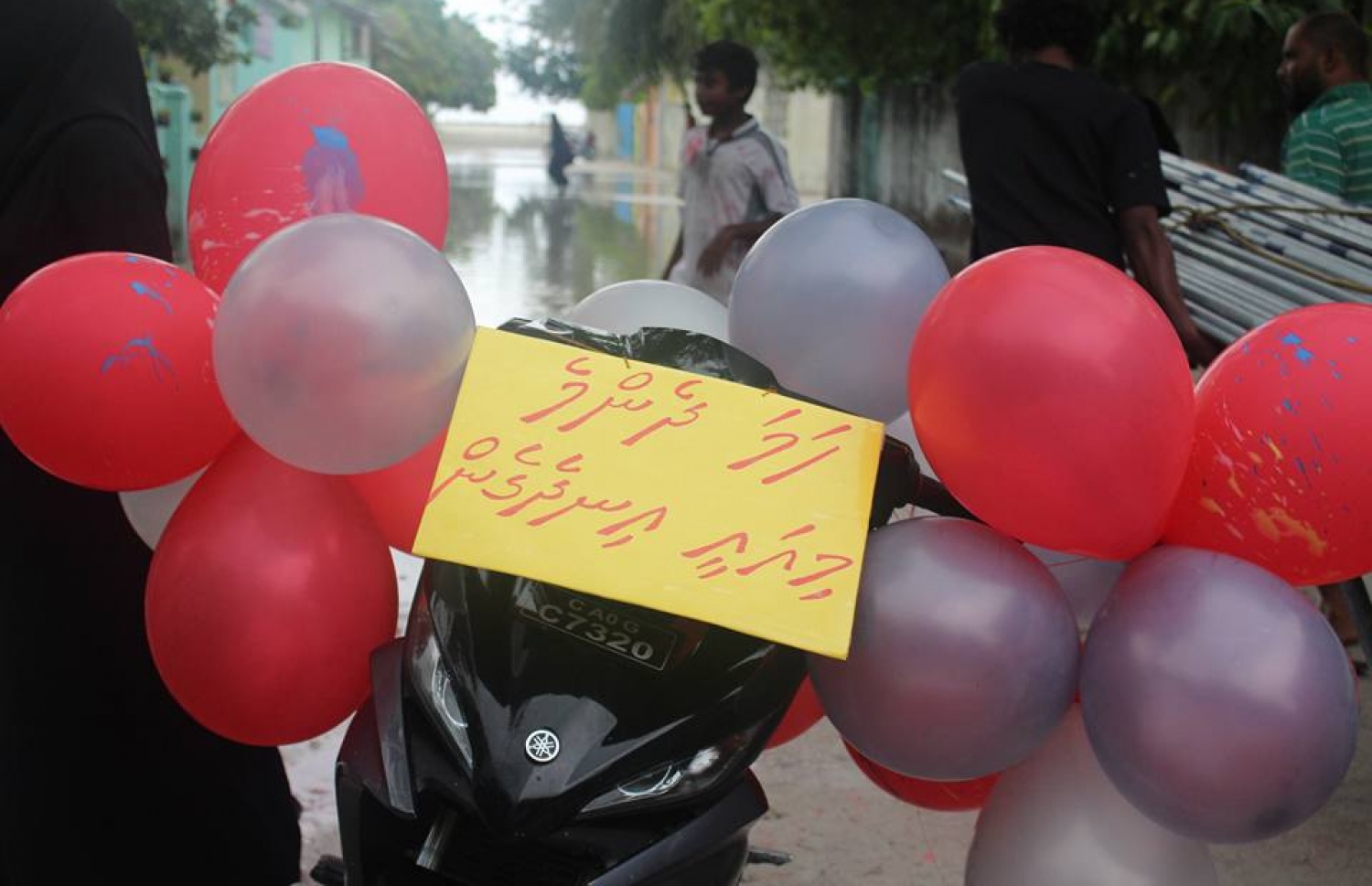 ކައިވެނީގެ ހަދިޔާއަކަށް ޝަމާއިލްގެ ސައިކަލު ޒީނަތްތެރިކޮށްފައި --ފޮޓޯ: އާފިޔާ އަހުމަދު