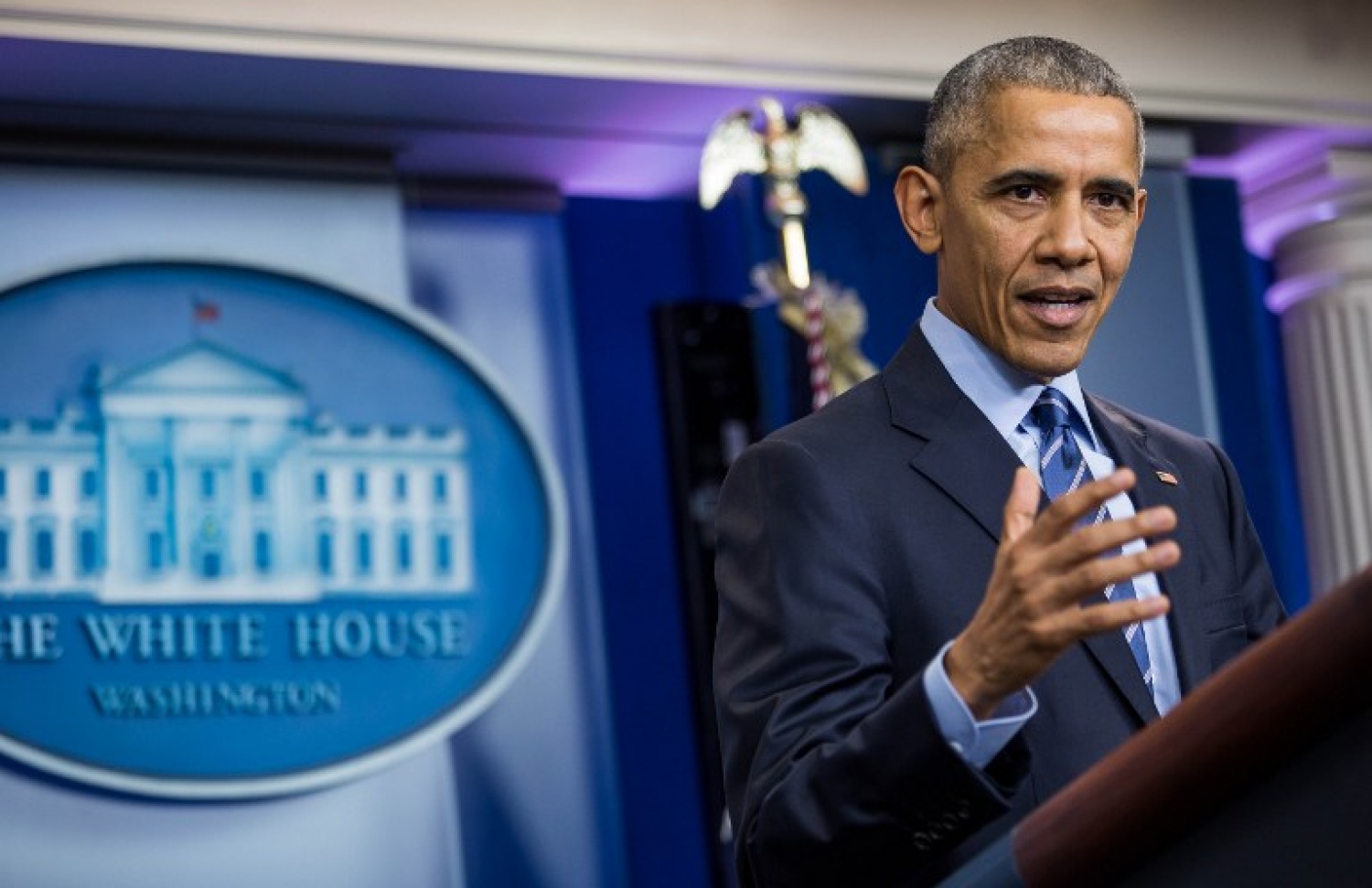 ރައީސް އޮބާމާ ވައިޓްހައުސްގައި ނޫސްވެރިންނާ ވާހަކަ ދައްކަވަނީ. --ފޮޓޯ:އޭއެފްޕީ