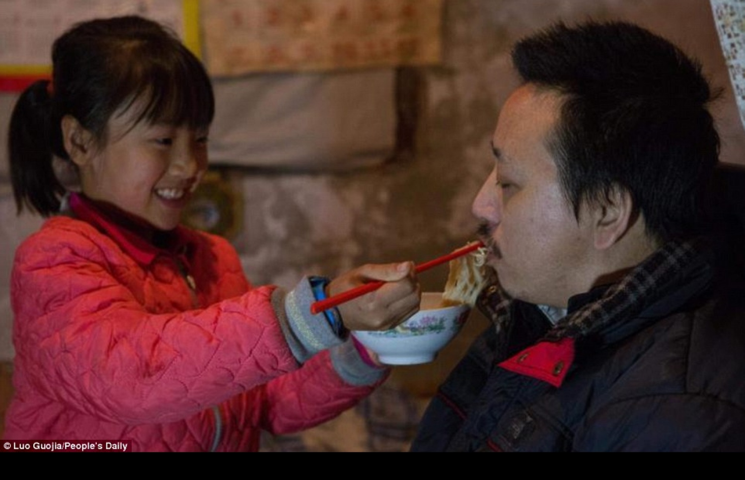 ޗުންޔަން ބައްޕައަށް ކާންދެނީ