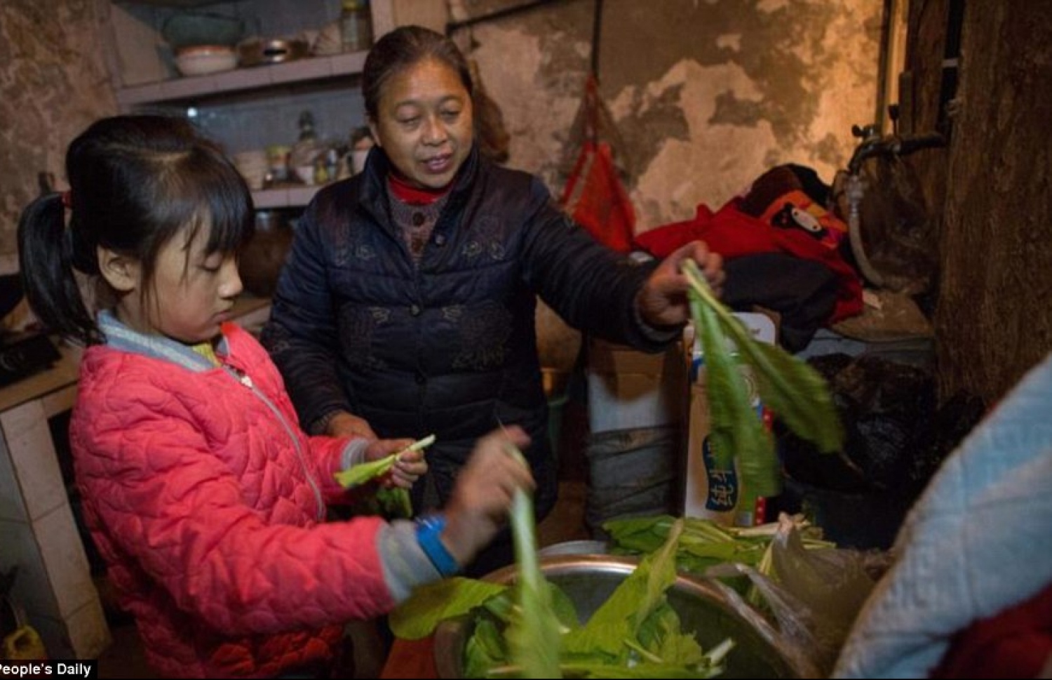 ޗުންޔަން މާމައަށް ބަދިގޭގައި އެހީތެރިވަނީ