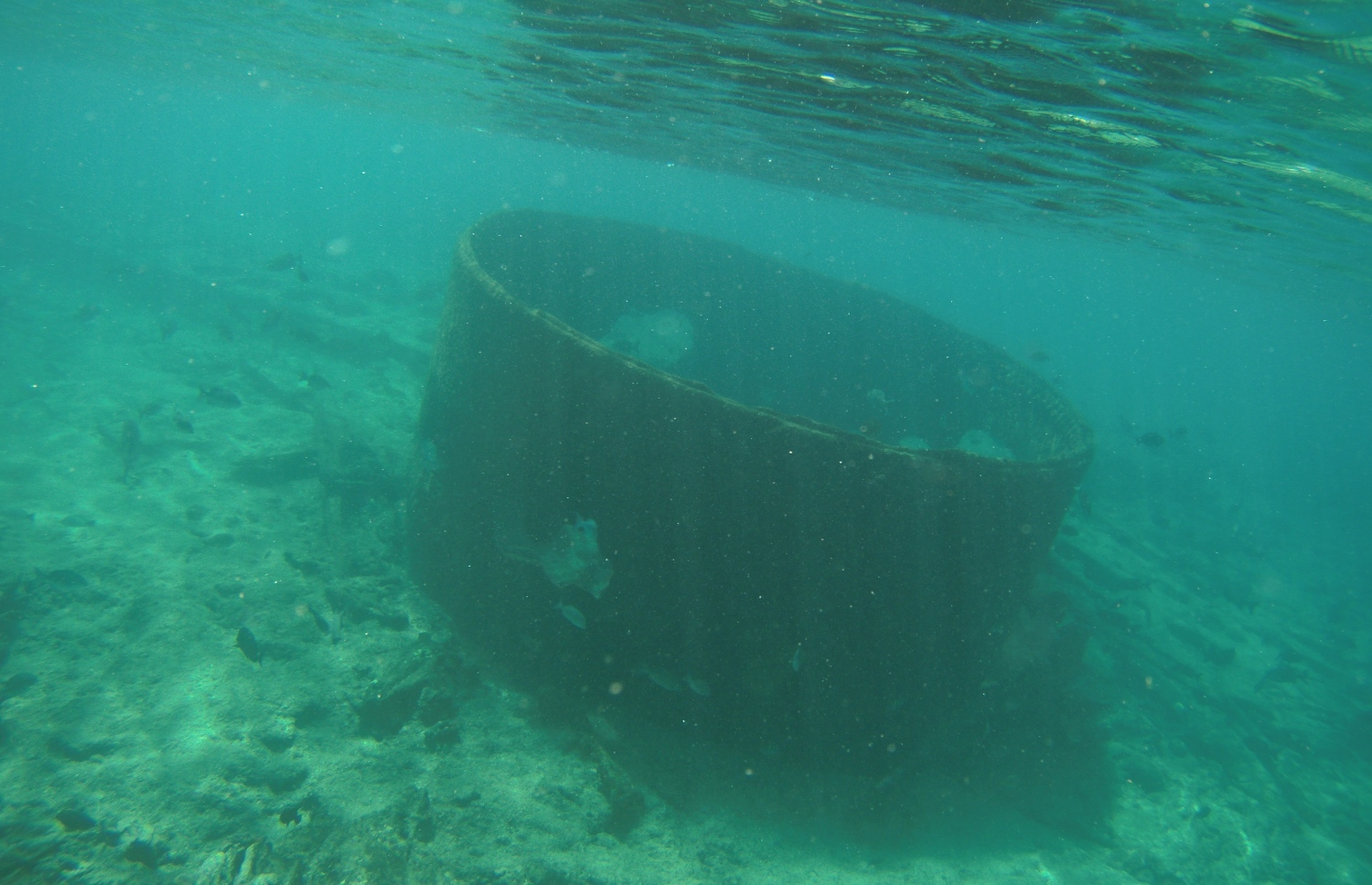 ބޯޓުގެ ދުންހޮޅީގެ ބައެއް -- ފޮޓޯ: ނިއުމަތުﷲ އިދުރީސް/މިހާރު