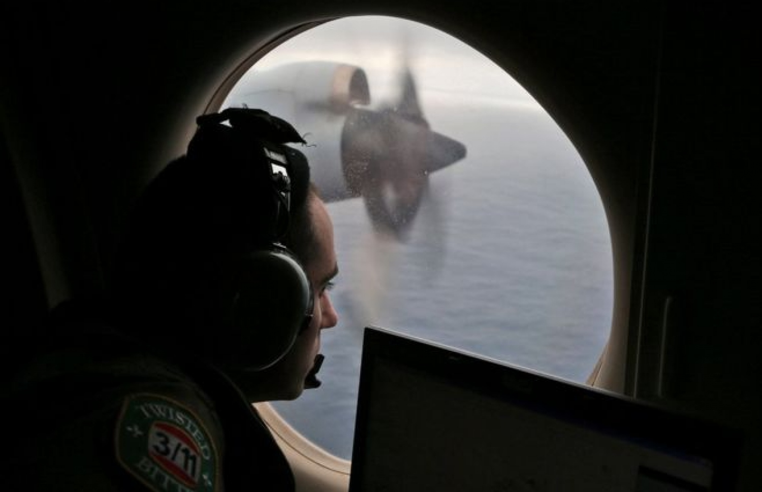 އެމްއެޗް370 ހޯދުމުގެ މަސައްކަތް ކުރަނީ.