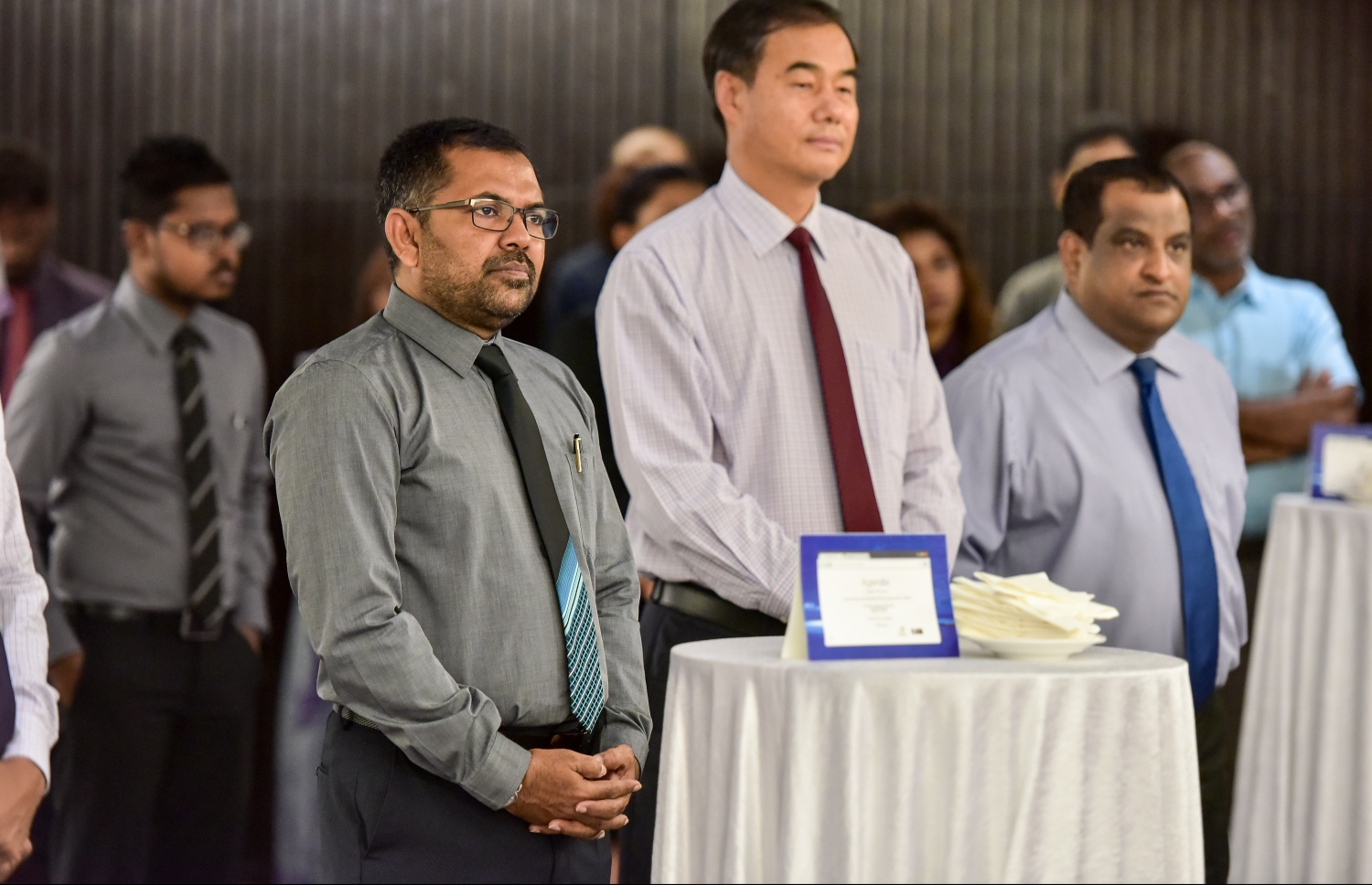 ރާއްޖޭގެ ޓޫރިޒަމްގެ ރަސްމީ ވެބްސައިޓް އިފްތިތާހު ކުރަން މިއަދު ބޭއްވި ރަސްމިއްޔާތުގައި މިނިސްޓަރު ޒަމީރު (ވ) ބައިވެރިވެވަޑައިގަންނަވަނީ.-- ފޮޓޯ: ނިޝާން އަލީ/ މިހާރު