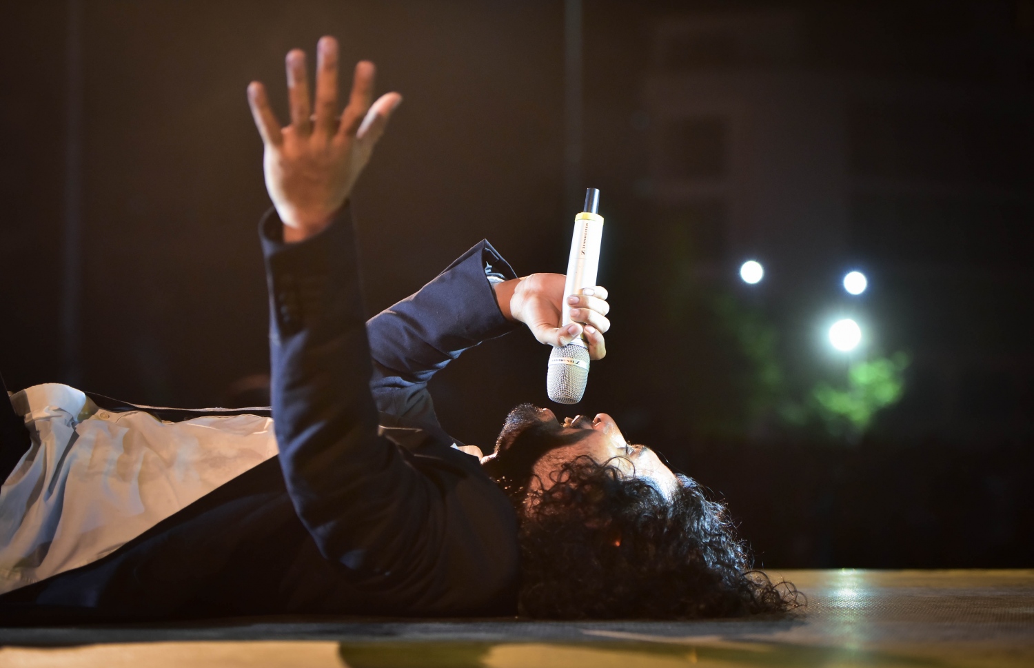 "ސަނީ ސައިޑް މިއުޒިކް ފެސްޓިވަލް ސްޓޭޖް ޝޯ