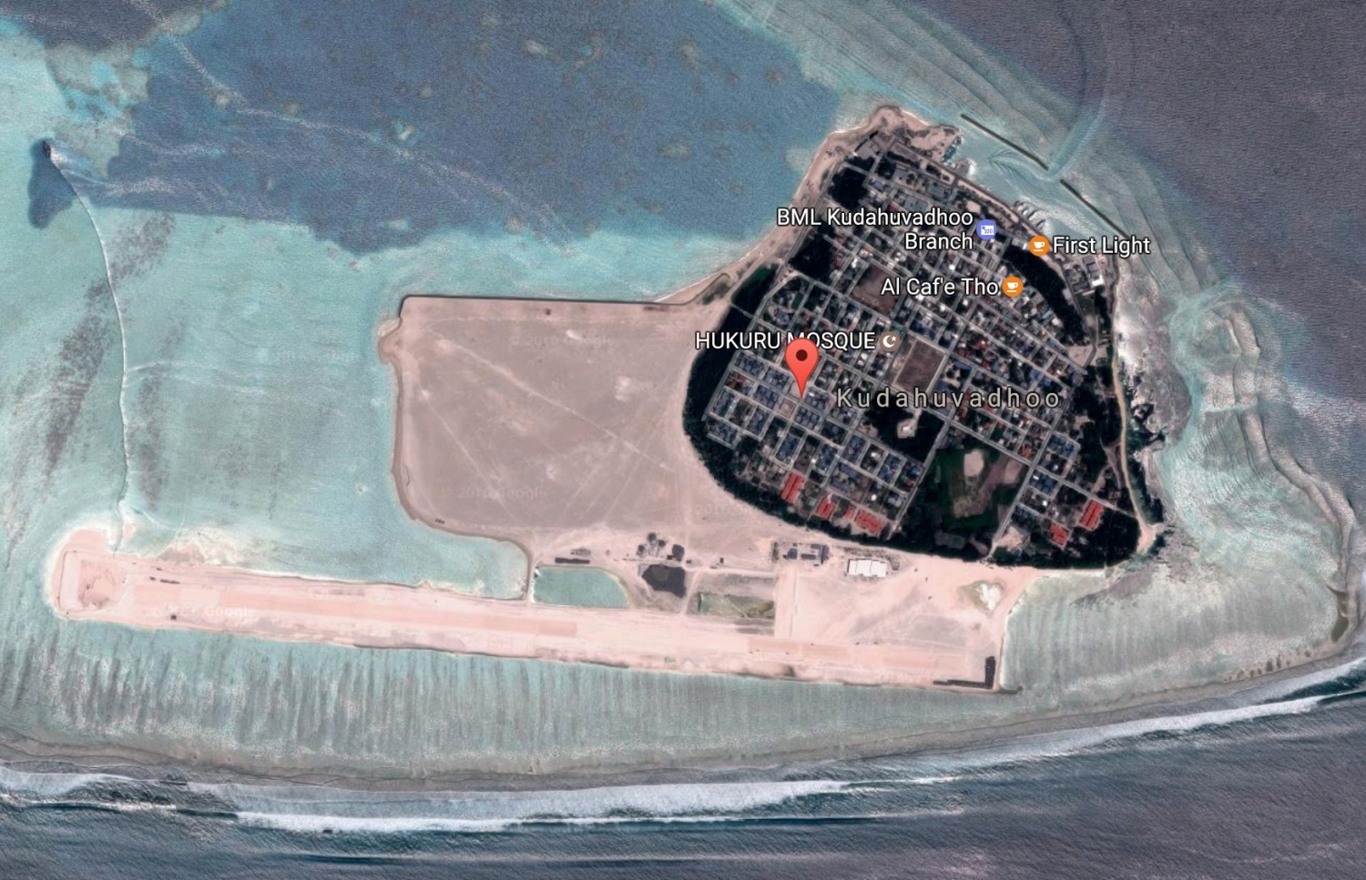 ކުޑަހުވަދޫ: މި ރަށުގައި ހެދި އެއާޕޯޓް މިއަދު ވަނީ ރަސްމީކޮށް ހުޅުވާފައި.-- ފޮޓޯ: ގޫގްލް މެޕްސް