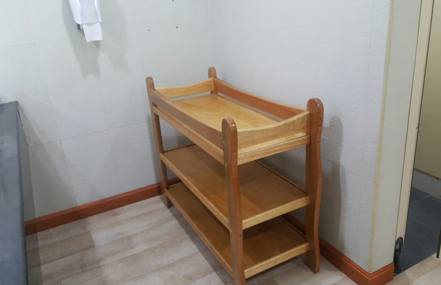 ވެލާނާ އިންޓަނޭޝަނަލް އެއާޕޯޓުގެ އާއްމު ސަރަހައްދުގައި މިއަދު ހުޅުވި މަދާސް ރޫމް. ފޮޓޯ: މިހާރު