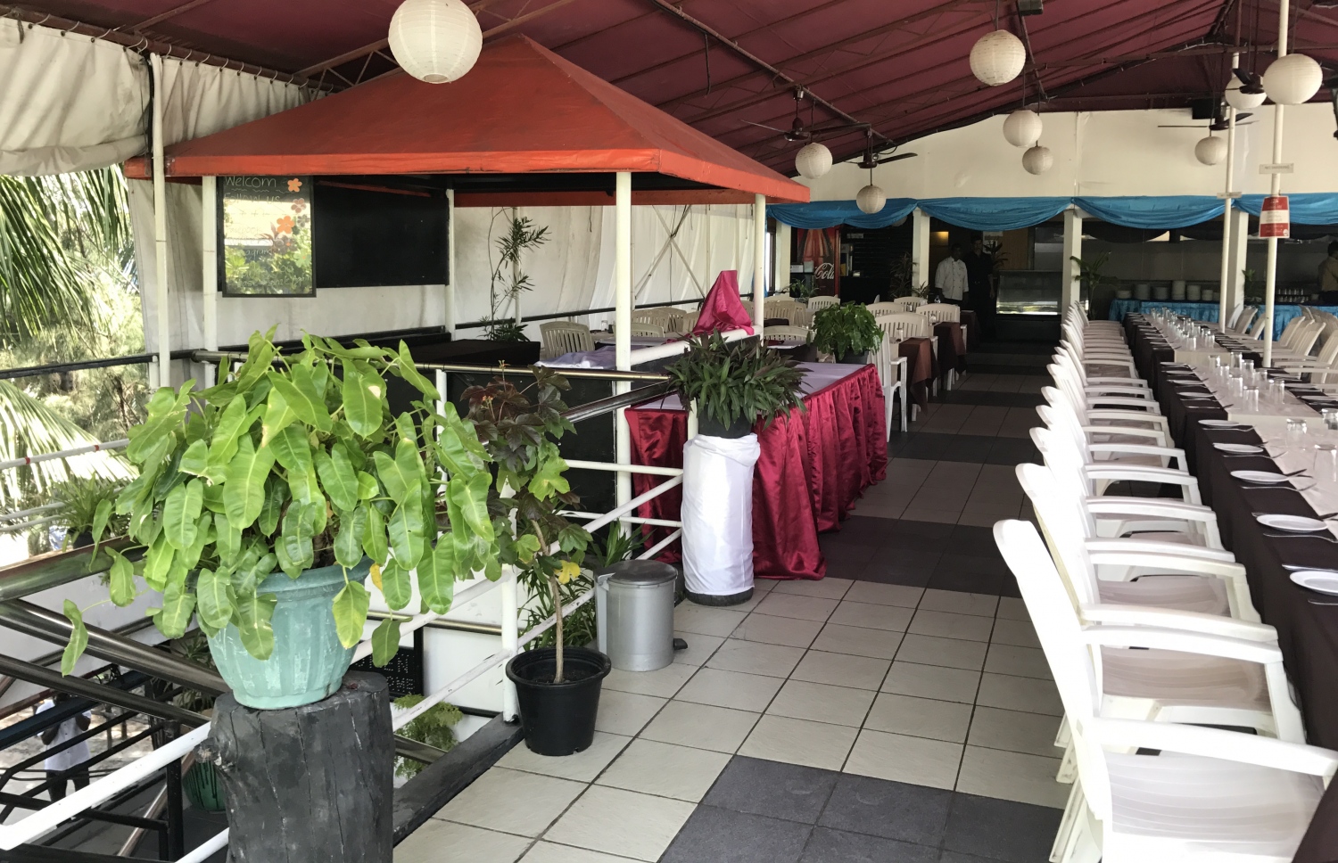 ހައުސިން މިނިސްޓްރީން ހުސްކުރަން އެންގި ދޮންމަނިކު ސްކައިވިއު ރެސްޓޯރަންޓް: އެތަން ހުސްކުރަން އެންގީ އެގްރިމަންޓާ ހިލާފަށް ކަމަށް ބުނޭ.